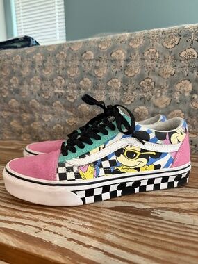 Vans Old Skool Disney '80s Mickey Sneakers Size 8